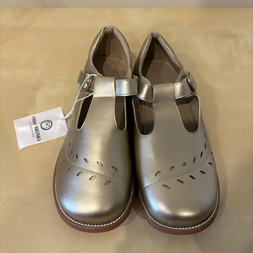 Otter MOMO Shoes‎ Big Girl SZ 4 Gold Mary Jane T-Strap Buckle Leather Casual New